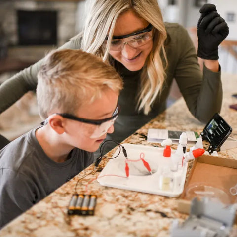 Mel Science STEM experiments for kids